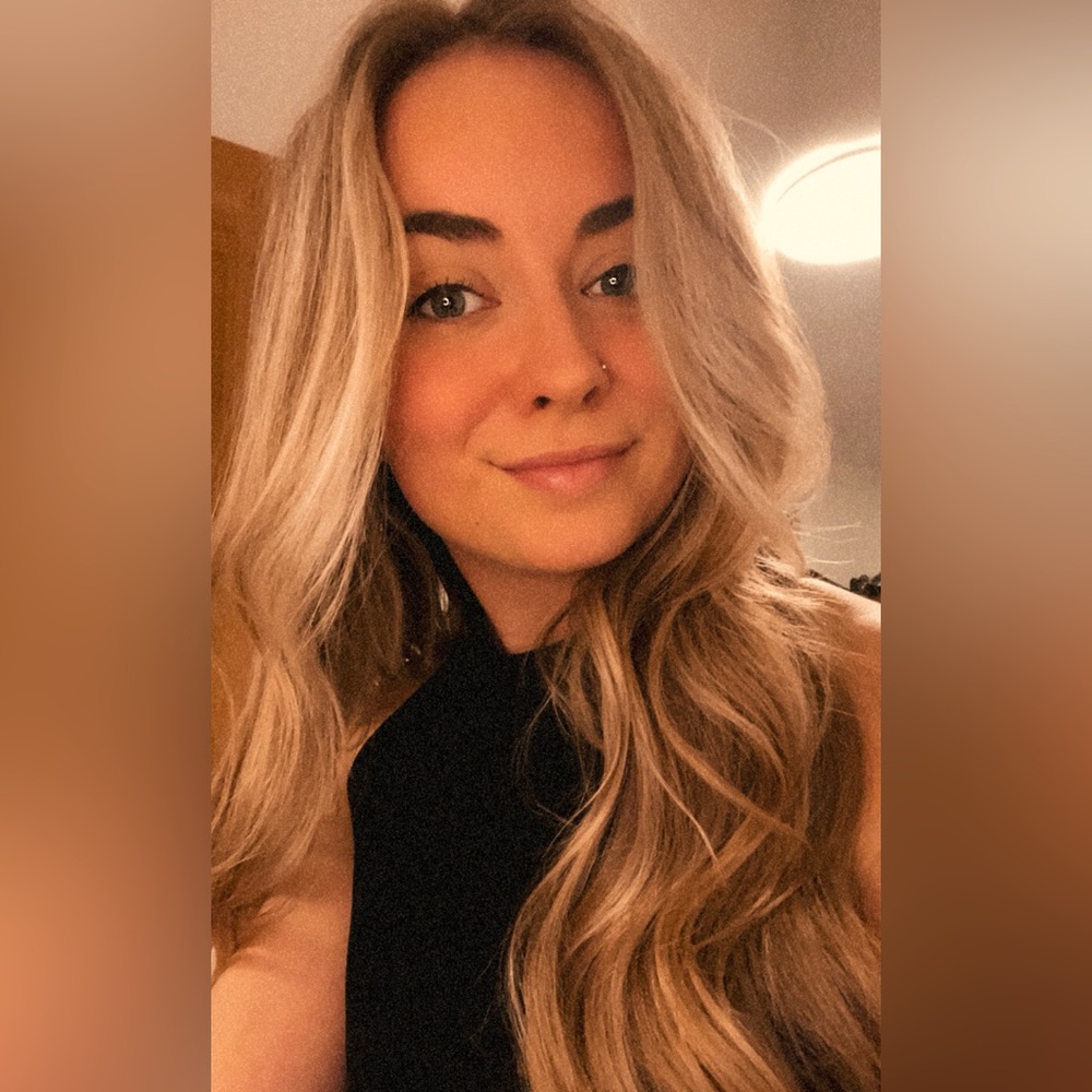 Meet your Posher, Noemie